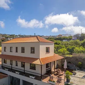 https://casa-nieves-el-paso.in-canary-islands.com