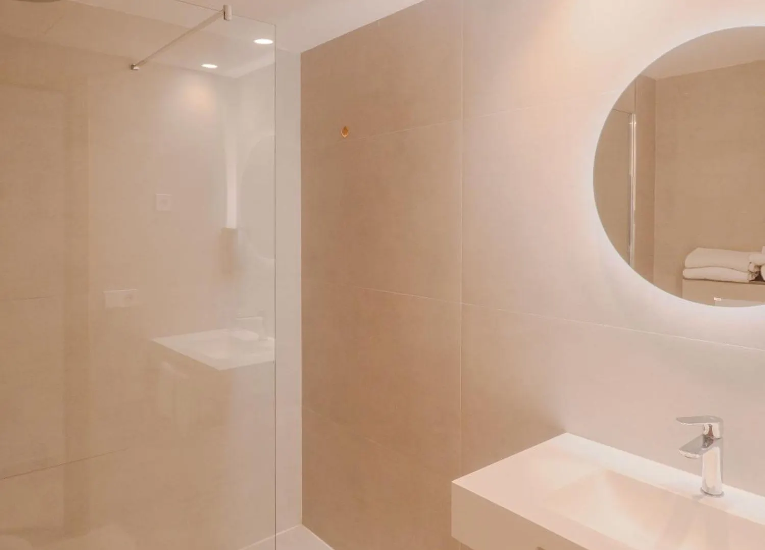 אל ארנל Hotel Ipanema Beach  אל ארנל