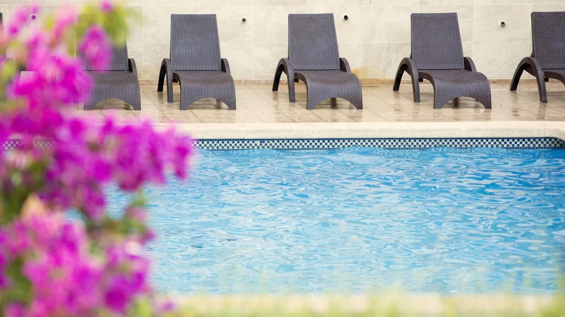 ****  אל ארנל Hotel Ipanema Beach ספרד
