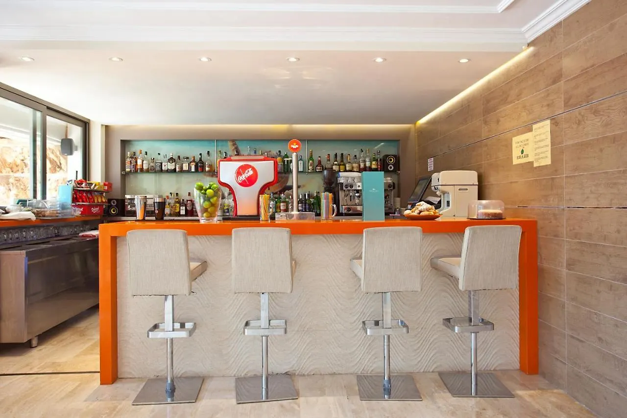 אל ארנל Hotel Ipanema Beach